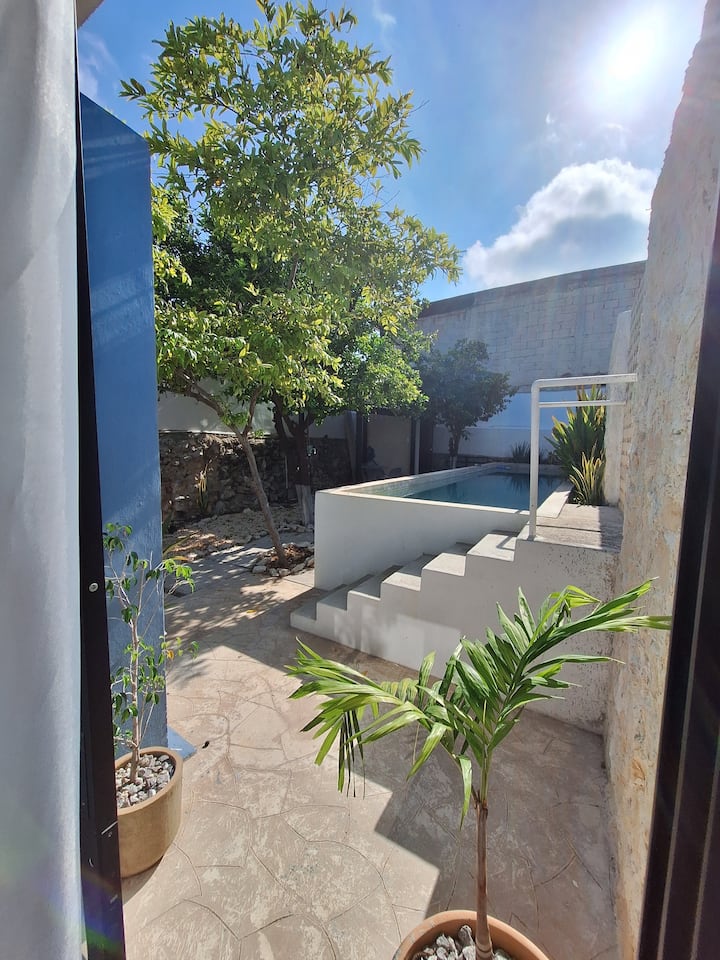 Large Pool. 10 Min From The Downtown And Airport. - Mérida, México