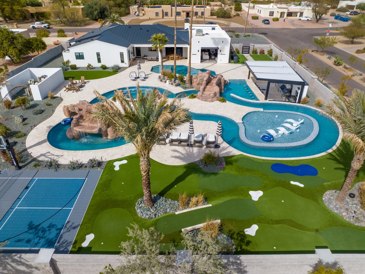 Palm Ridge Resort | Lazy River, Pickleball & Golf - Houses for