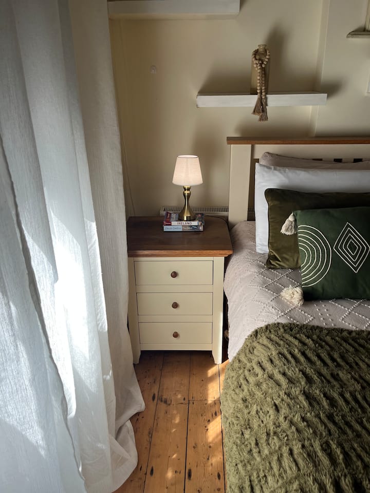 Double Room In A Shared House - Cork