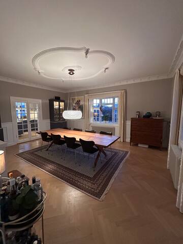 Hyggelig & charmerende villa gallery image 2