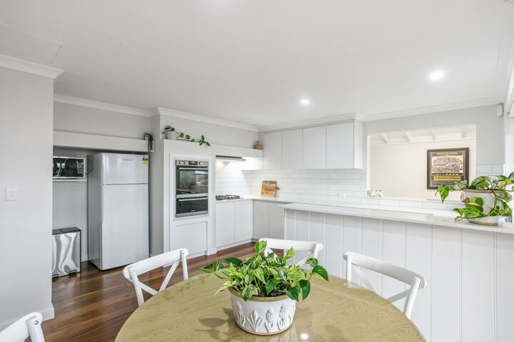 Marina View Holiday House gallery image 4