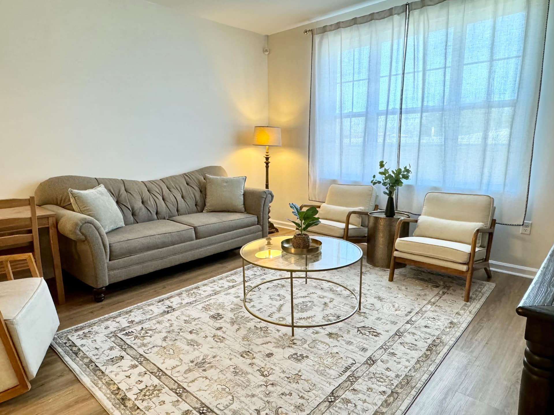 Chic 2BR/2BA | Close to MetLife & AM Dream & NYC!