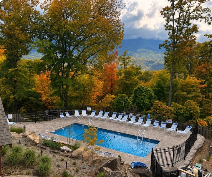 Luxury Cabin, Pool, Hot Tub, Fire Pit, Golf Course photo 3