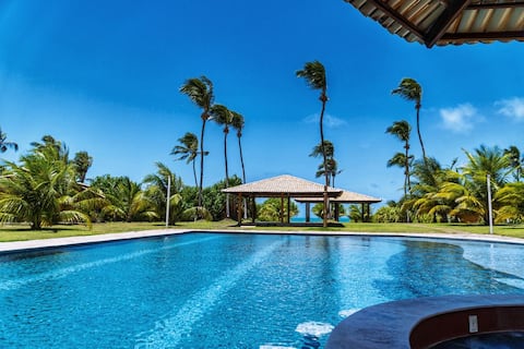 RN Gostoso House facing the sea with pool/barb.