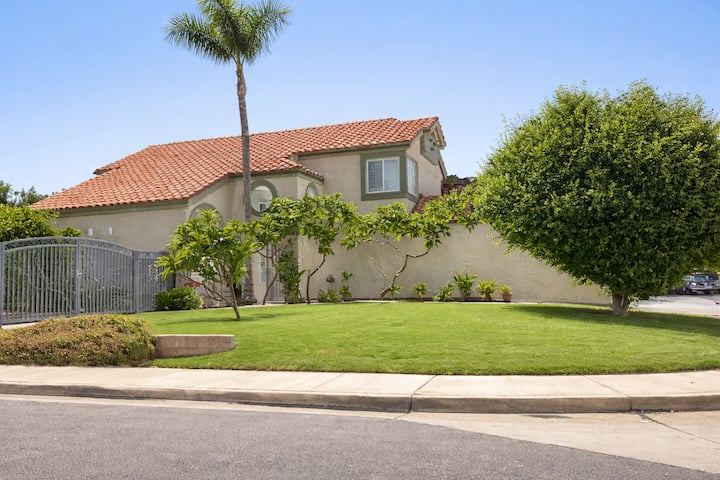 The Plumeria House With A Pool, Spa, And Grill. - Indio, CA