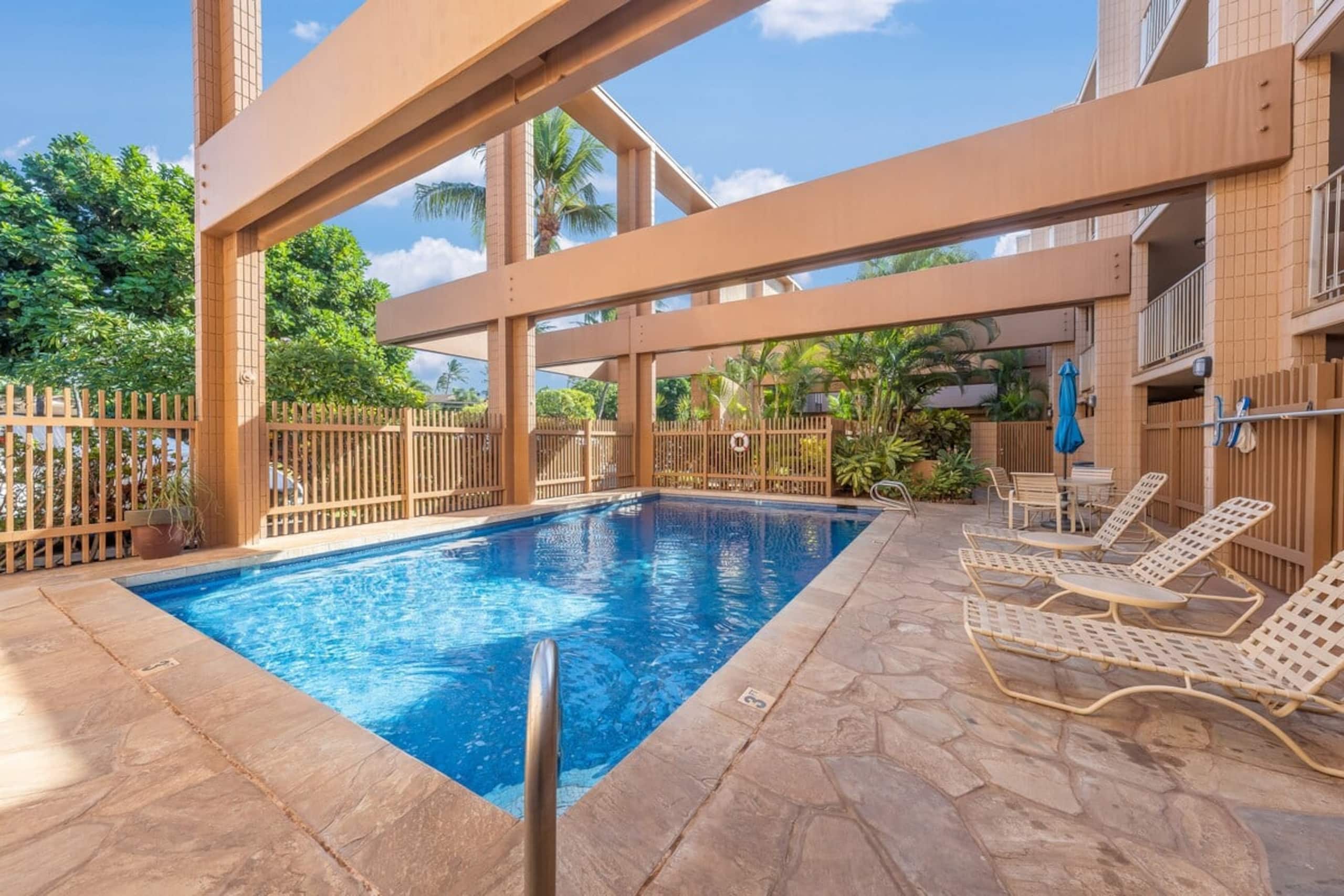 Condo in Lahaina · ★4.81 · 1 bedroom · 2 beds · 1 bath - Image 35