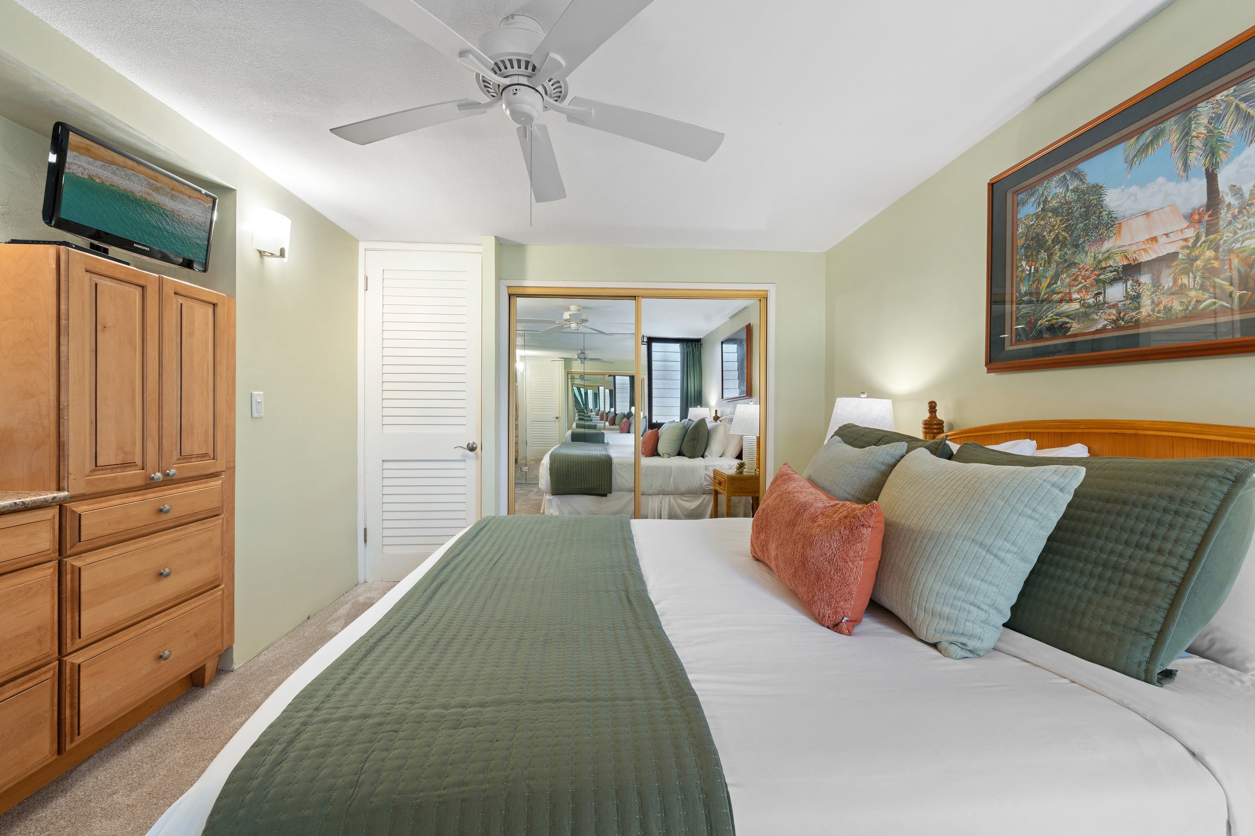 Condo in Lahaina · ★4.81 · 1 bedroom · 2 beds · 1 bath - Image 4