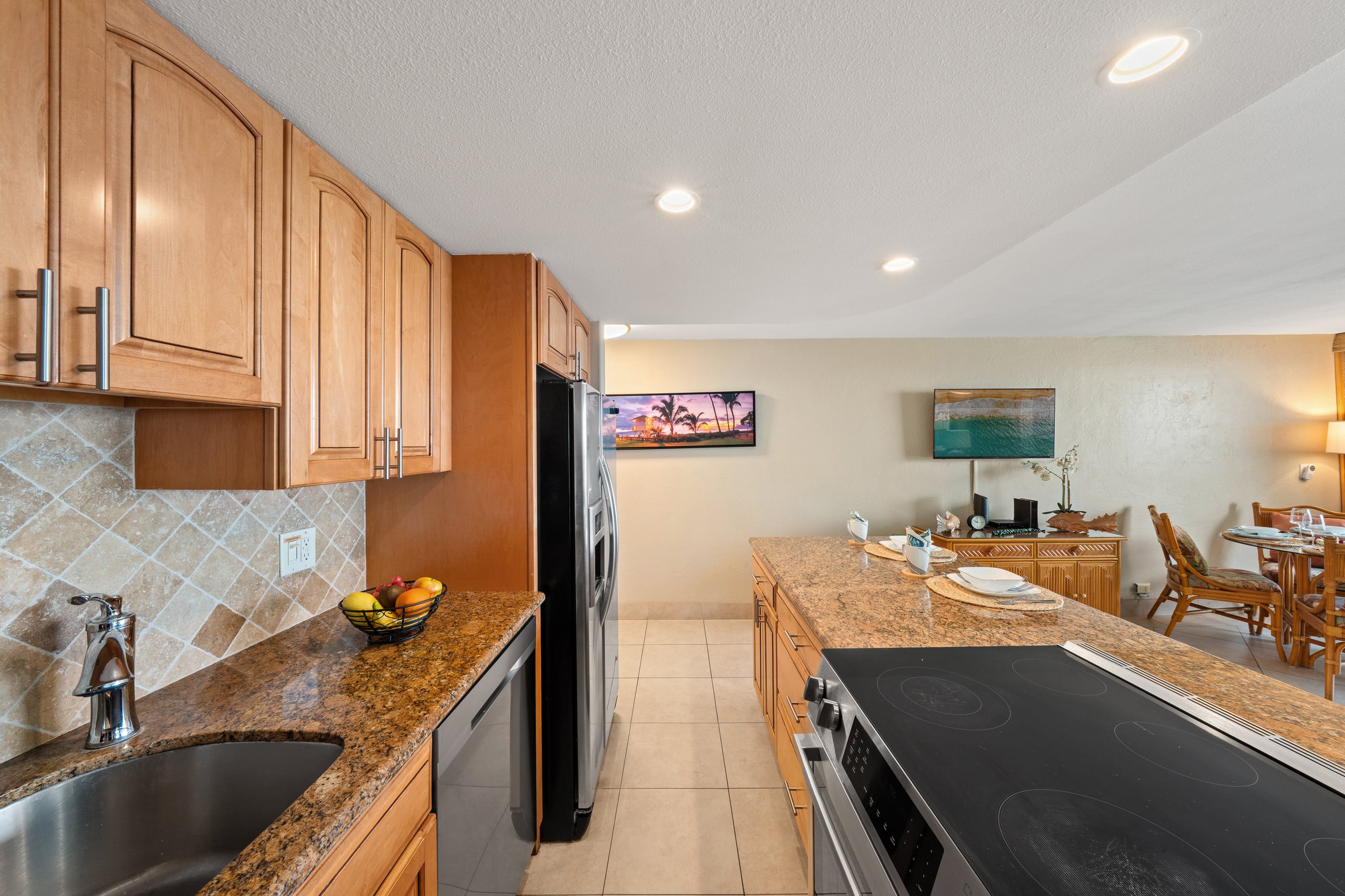 Condo in Lahaina · ★4.81 · 1 bedroom · 2 beds · 1 bath - Image 19