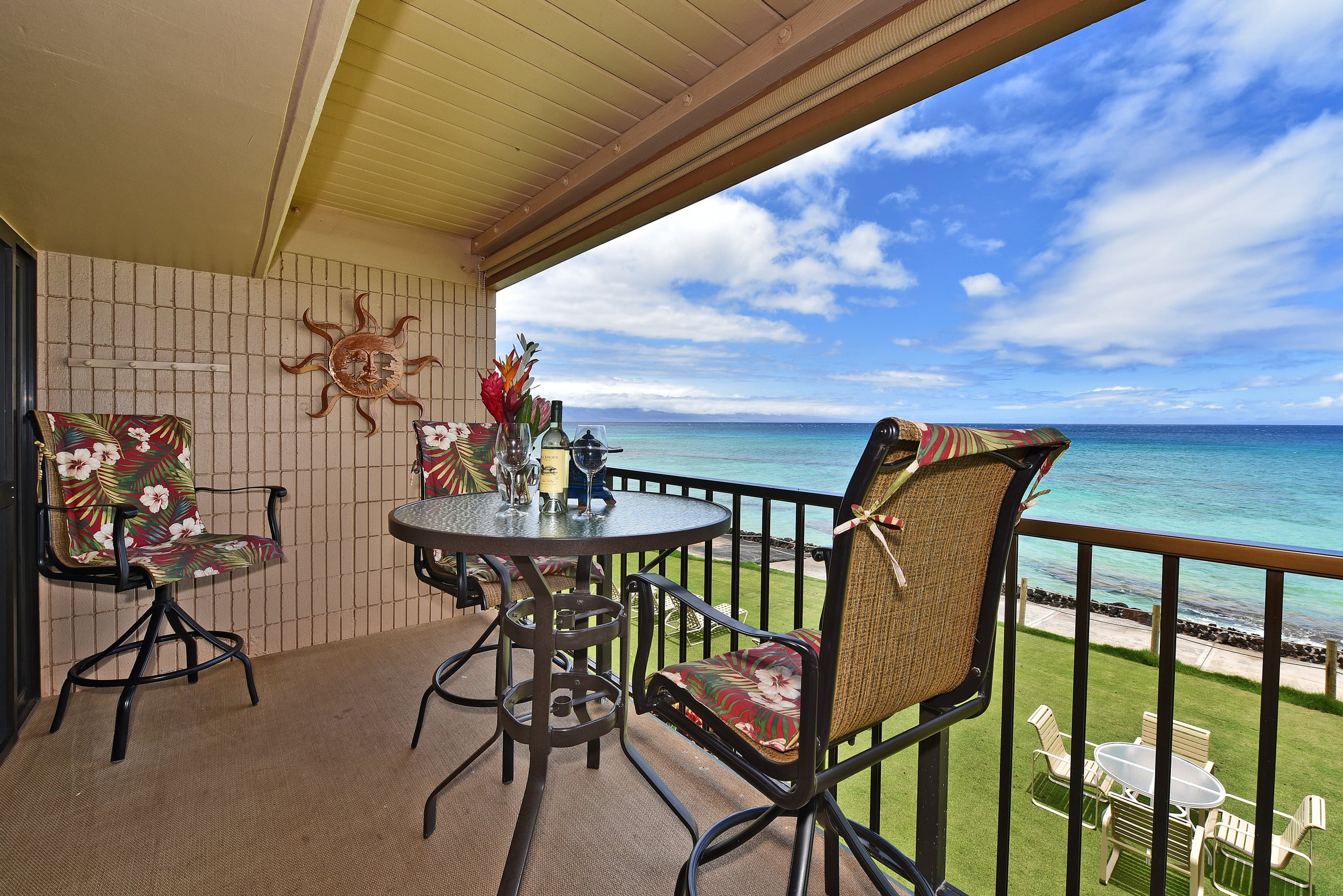 Condo in Lahaina · ★4.81 · 1 bedroom · 2 beds · 1 bath - Image 7
