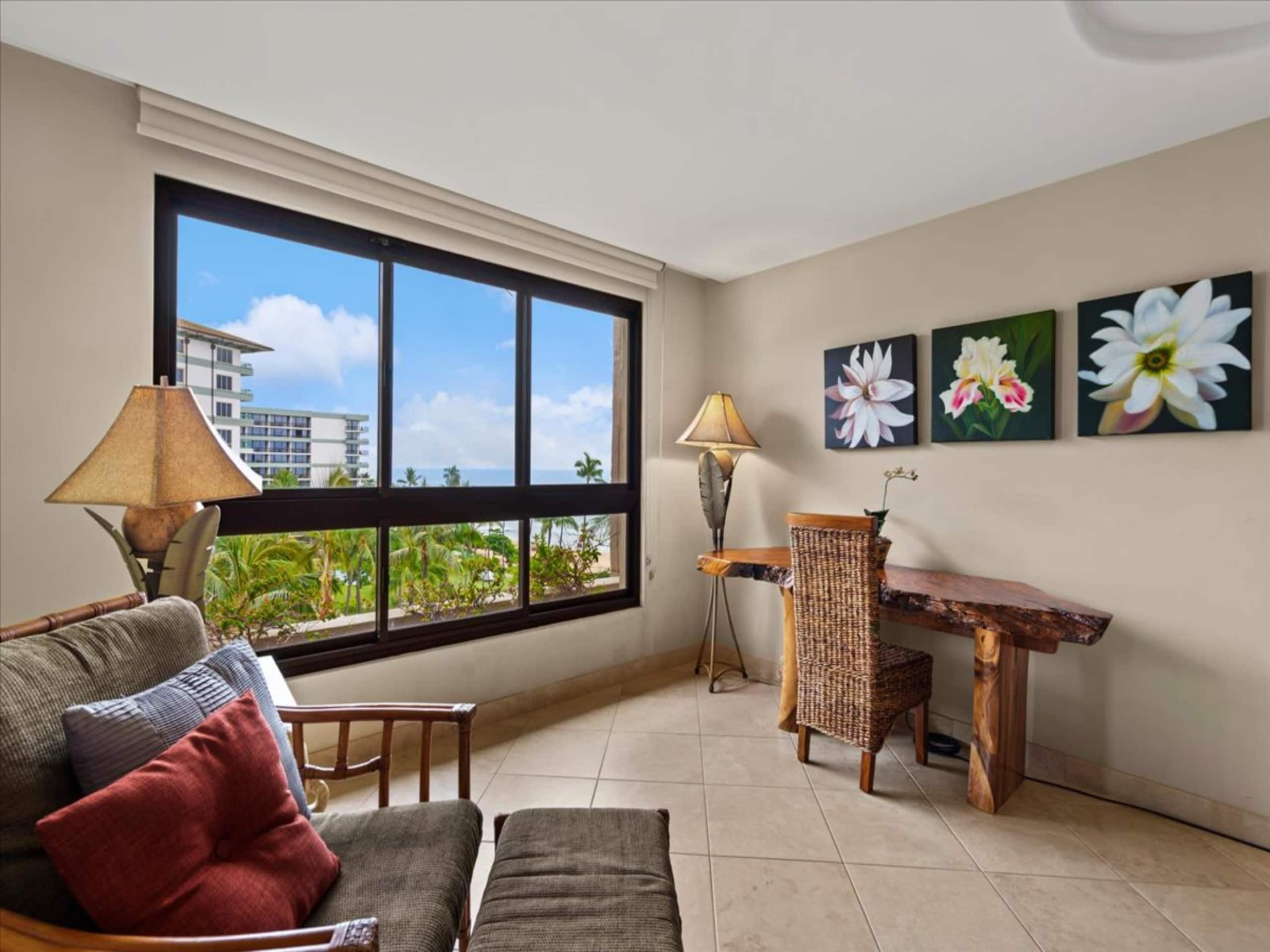 Condo in Lahaina · ★5.0 · 2 bedrooms · 2 beds · 2 baths - Image 27