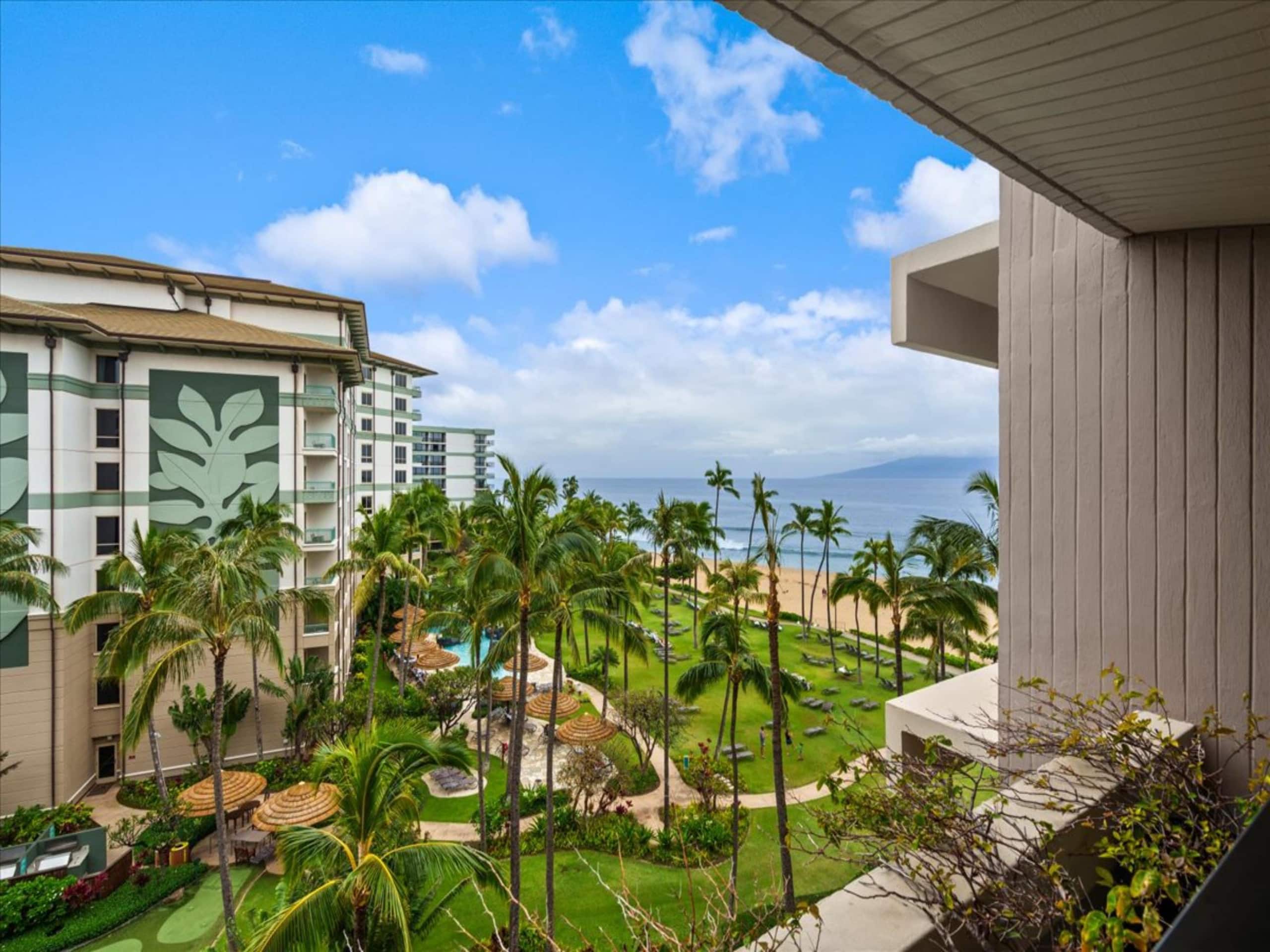 Condo in Lahaina · ★5.0 · 2 bedrooms · 2 beds · 2 baths - Image 1