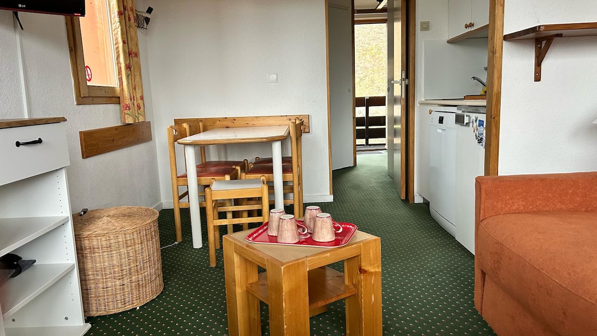 Popular Airbnb listing: Studio for 4 people, Coches, La Plagne Famille Plus Label in La Plagne Tarentaise
