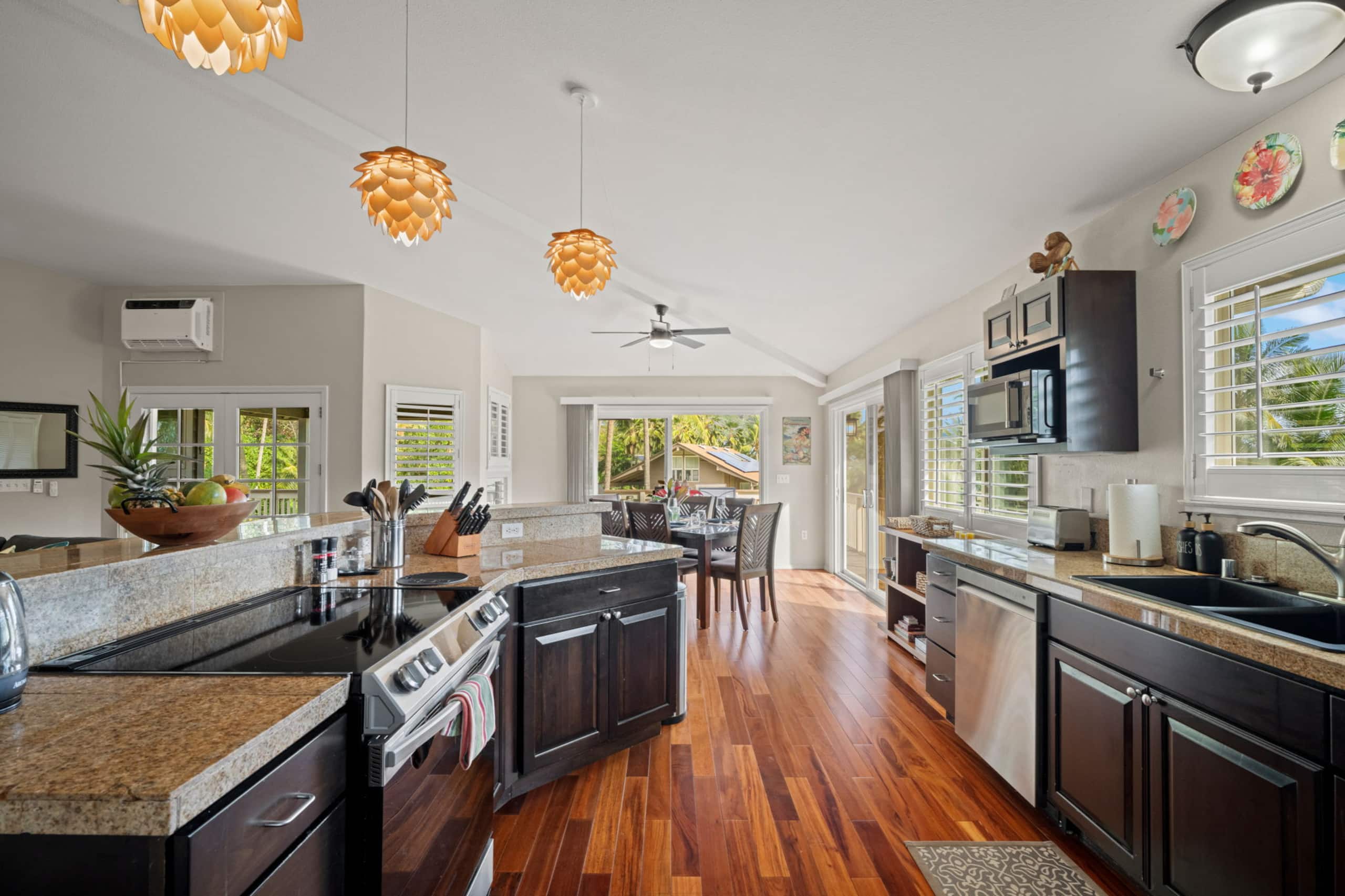 Home in Anahola · ★4.94 · 2 bedrooms · 4 beds · 2 baths - Photo 7