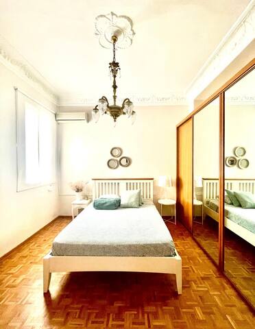 El Palacete Gran Via gallery image 3