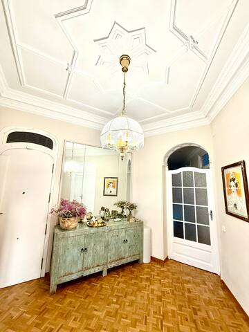 El Palacete Gran Via gallery image 5