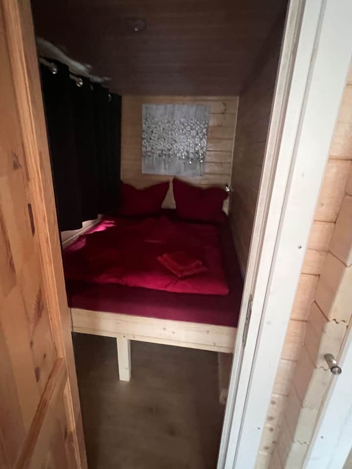 Dhomë gjumi 2