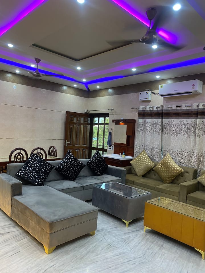 Aashirwad,4 Bhk Home And Kitchen, Kids Play Zone. - Jammu