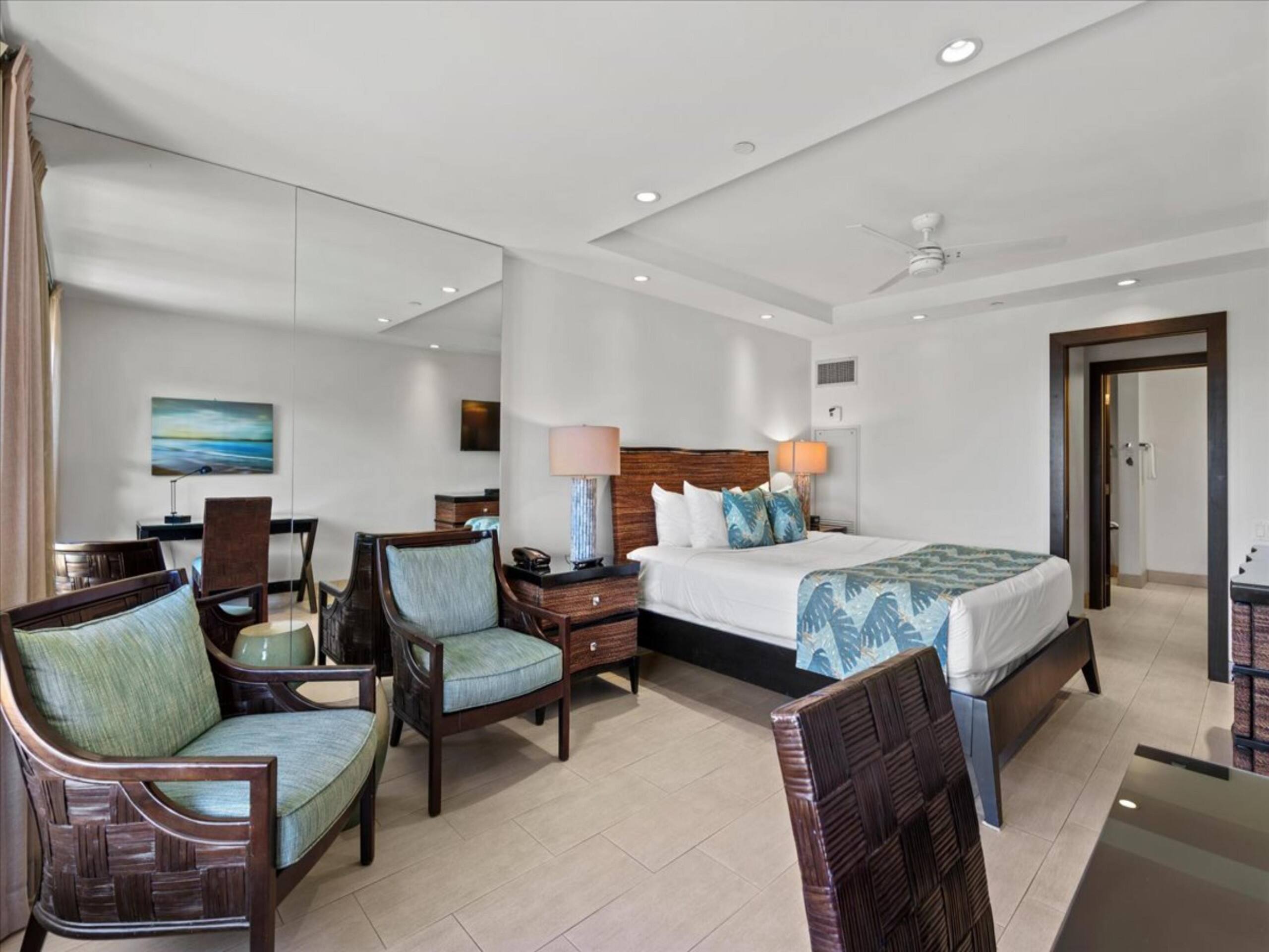Condo in Lahaina · ★4.94 · 2 bedrooms · 3 beds · 2 baths - Image 20