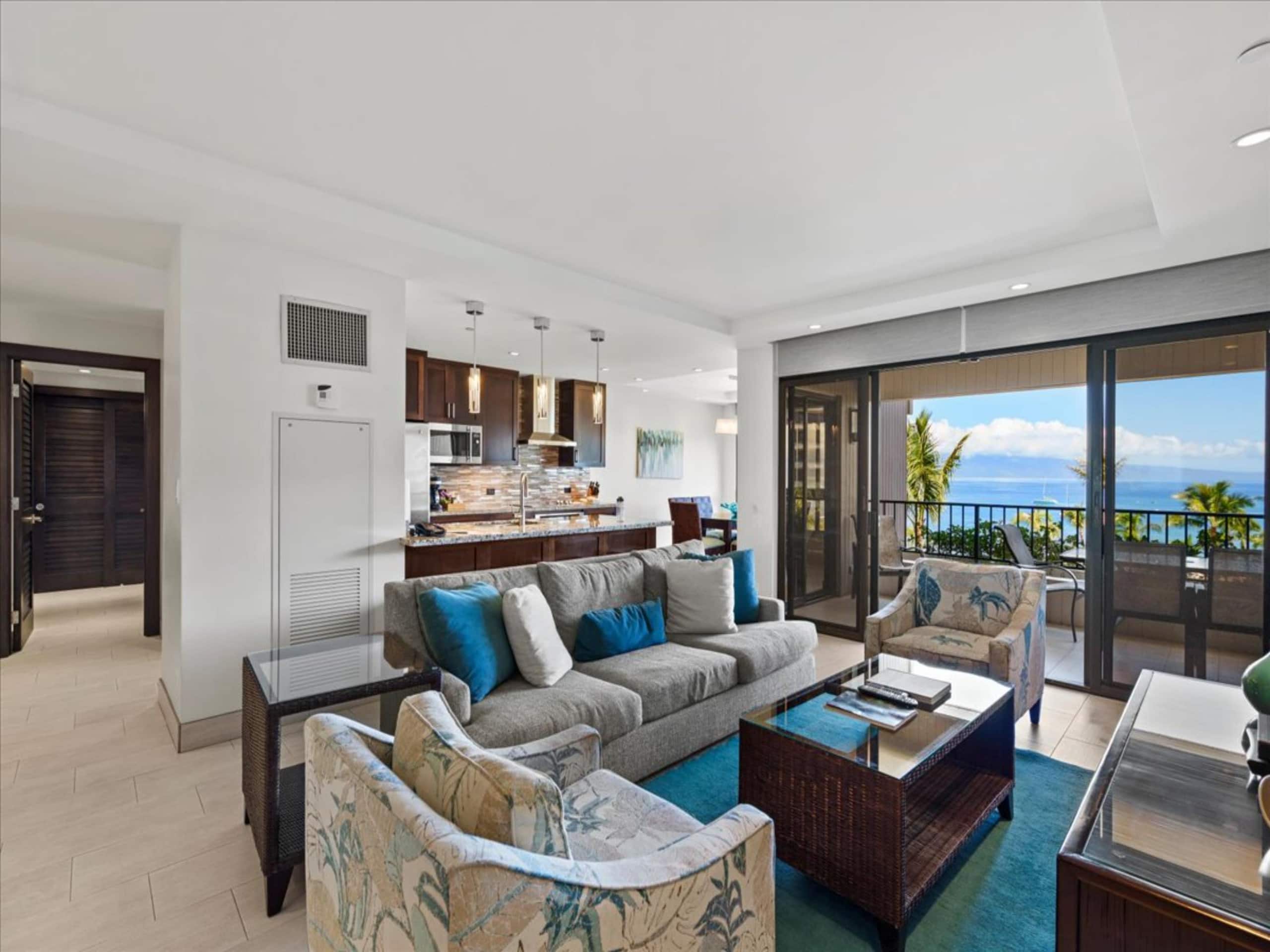 Condo in Lahaina · ★4.94 · 2 bedrooms · 3 beds · 2 baths - Image 3