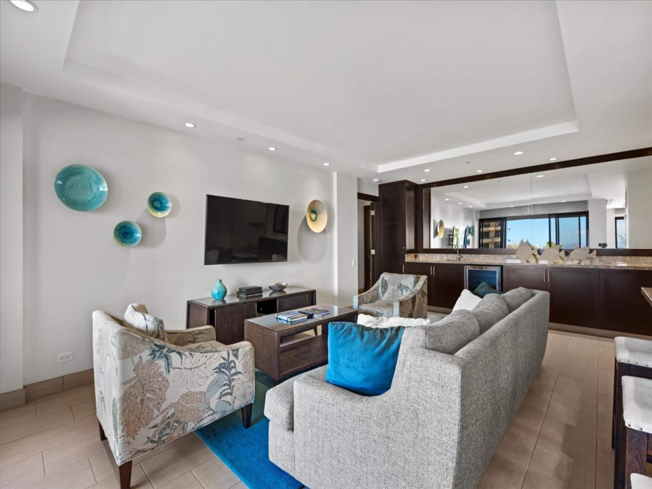 Condo in Lahaina · ★4.94 · 2 bedrooms · 3 beds · 2 baths - Image 6