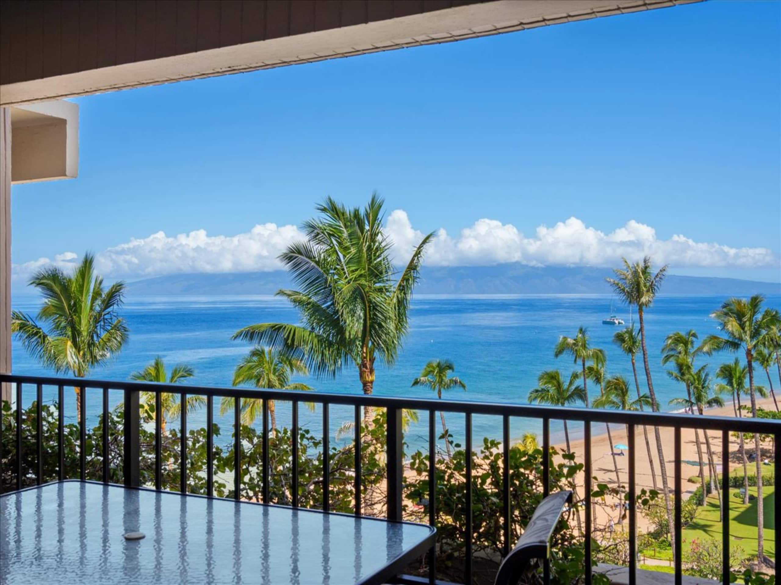 Condo in Lahaina · ★4.94 · 2 bedrooms · 3 beds · 2 baths - Image 17