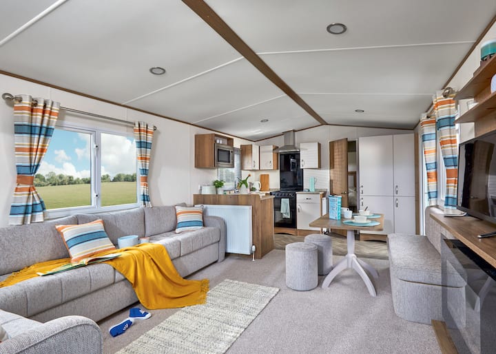 Platinum 3 Bedroom Holiday Home (Pet) - Burnham-on-Sea