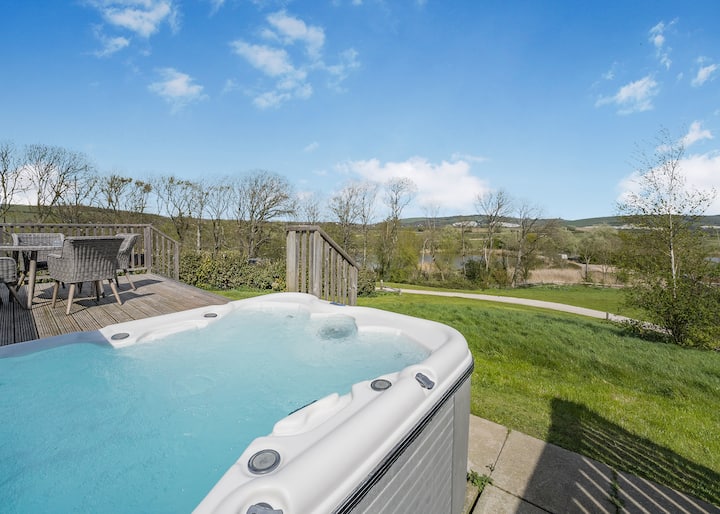 2 Bedroom Accommodation In Lewes - West Sussex