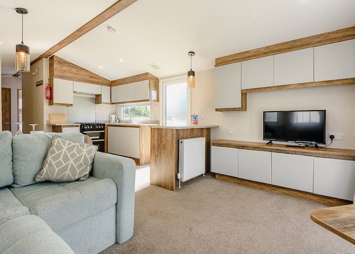Gold 6 Caravan (Pet) - Skegness