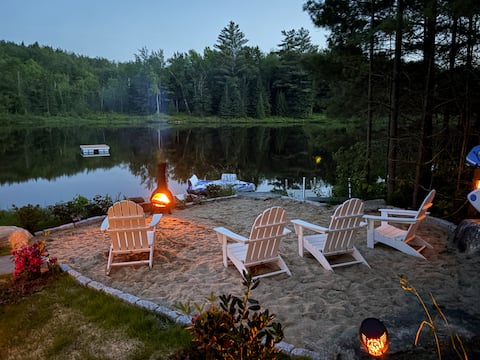 Water-Front Beach, Firepit, Hot Tub, Gym, Sauna