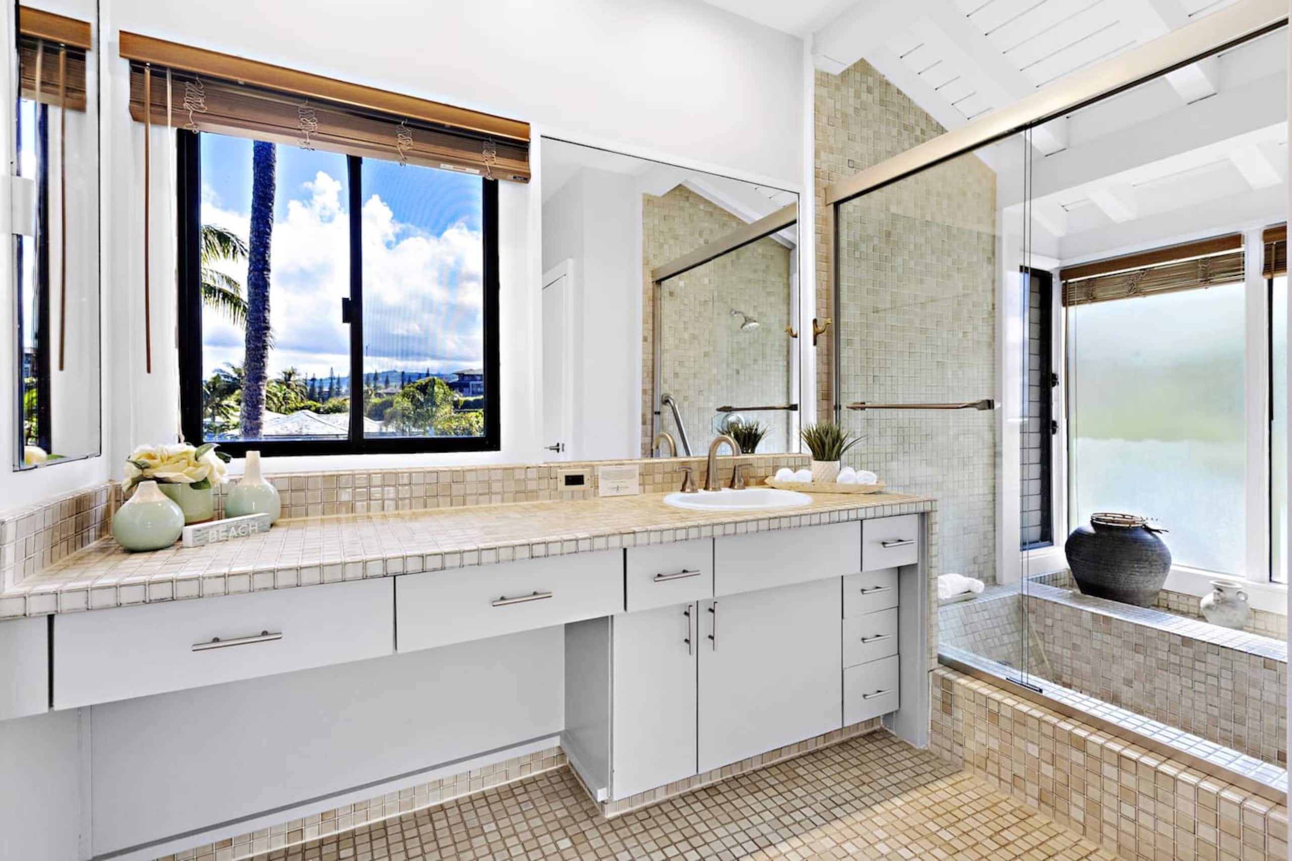 Villa in Lahaina · ★4.91 · 1 bedroom · 2 beds · 2 baths - Image 14