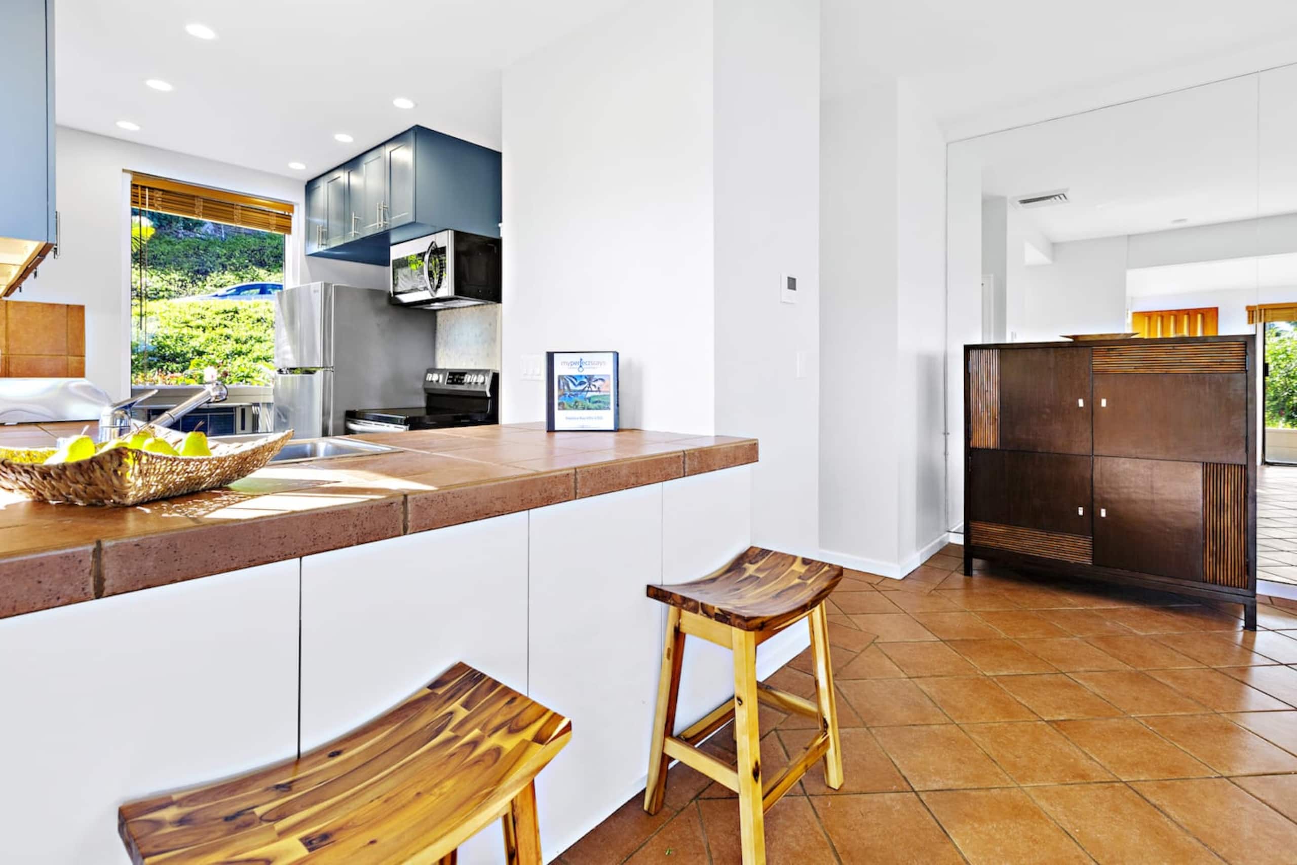 Villa in Lahaina · ★4.91 · 1 bedroom · 2 beds · 2 baths - Image 8