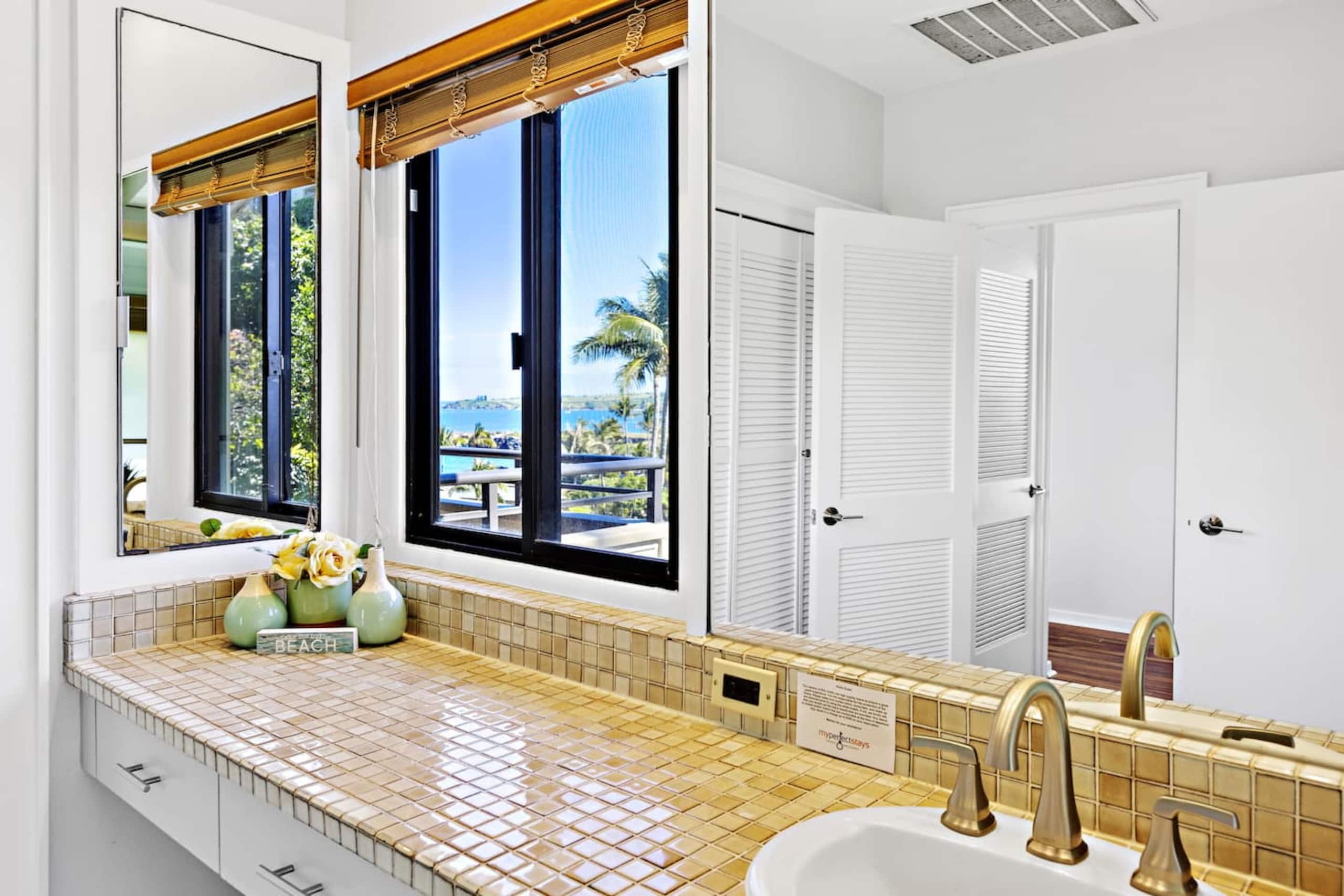 Villa in Lahaina · ★4.91 · 1 bedroom · 2 beds · 2 baths - Image 35
