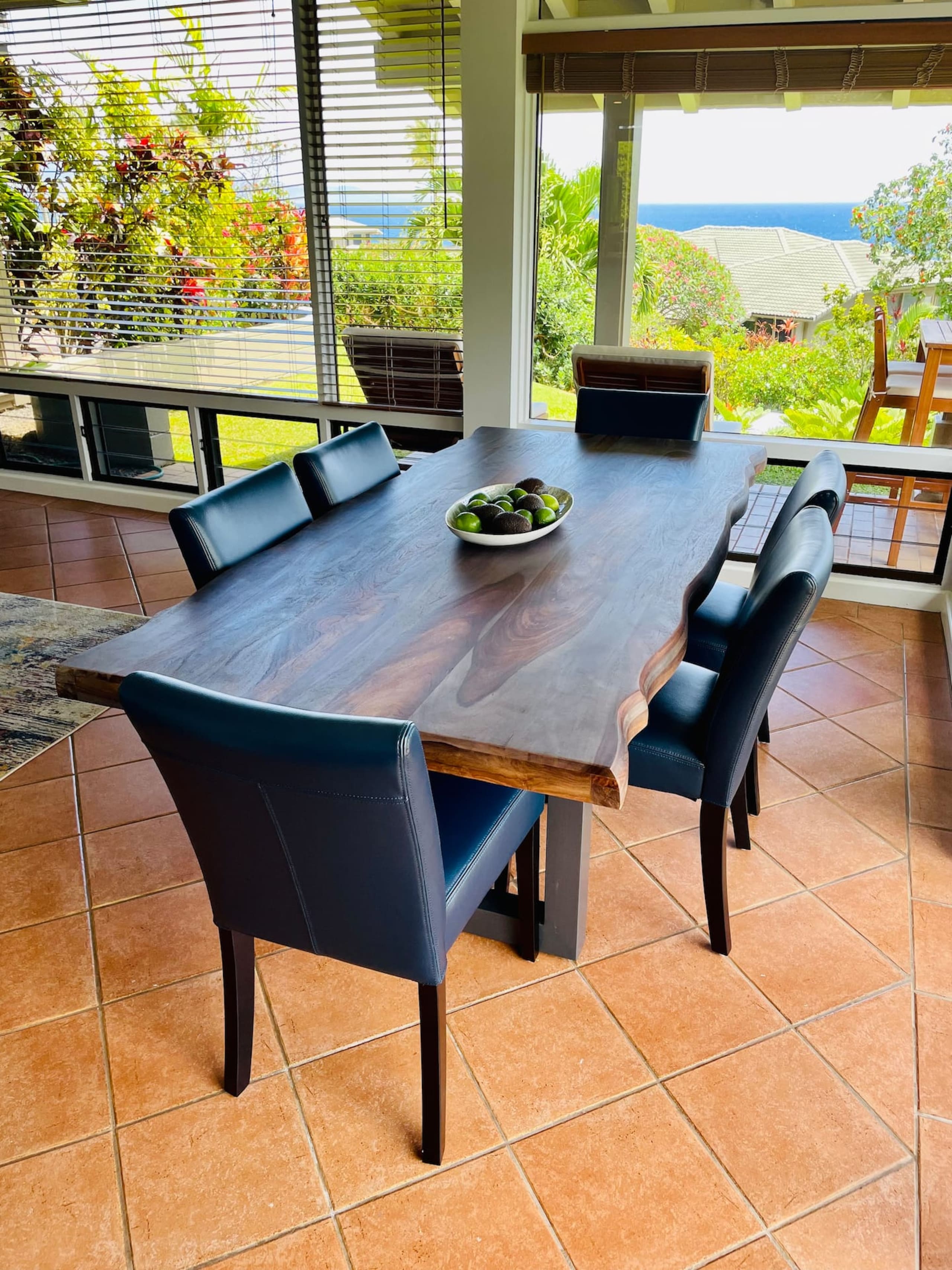 Villa in Lahaina · ★4.91 · 1 bedroom · 2 beds · 2 baths - Image 10