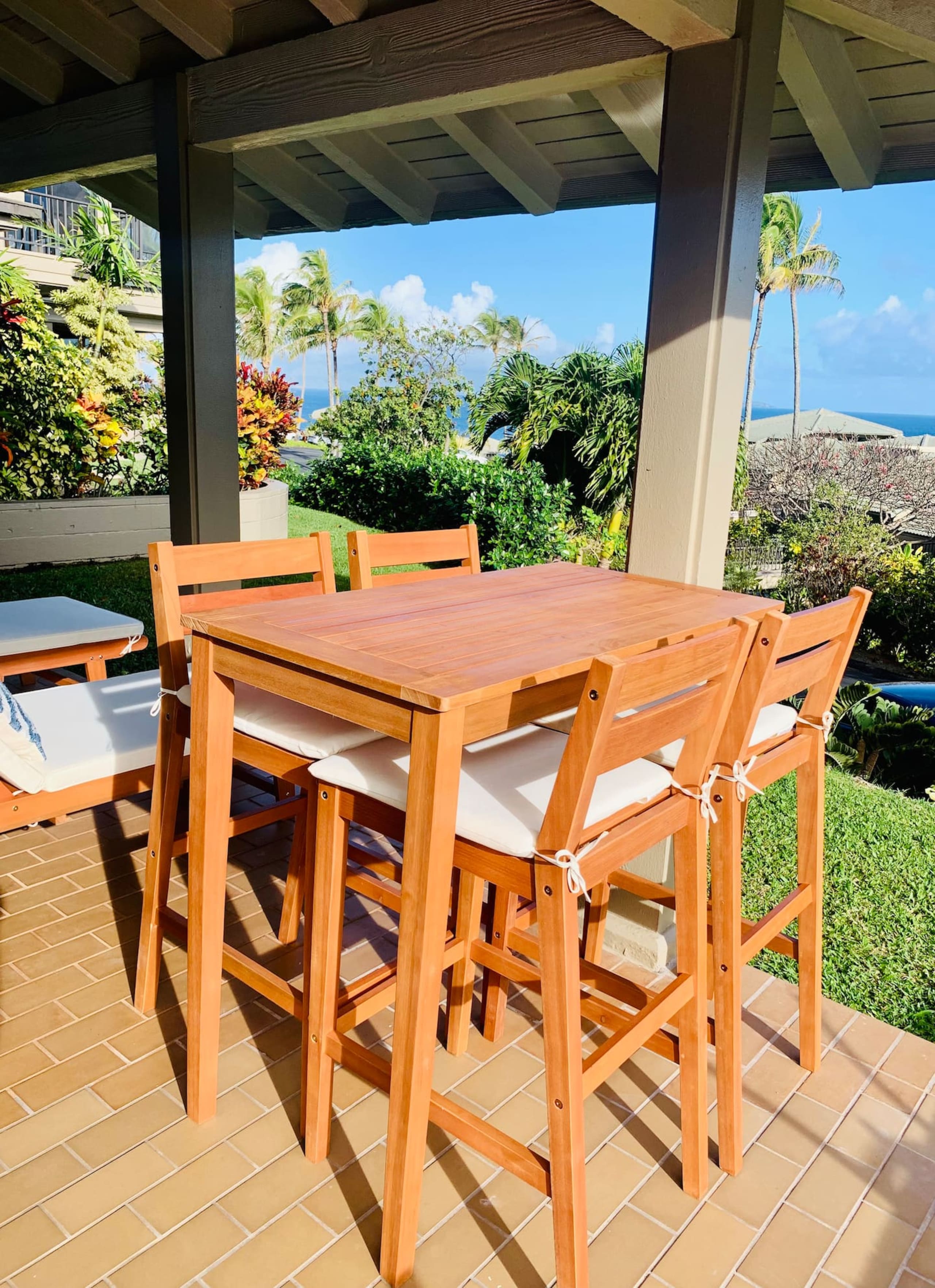 Villa in Lahaina · ★4.91 · 1 bedroom · 2 beds · 2 baths - Image 24