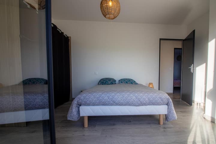 غرفة النوم 1