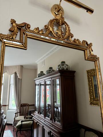 Baker Street 3 bedroom and 3 bathroom apartment gallery image 5