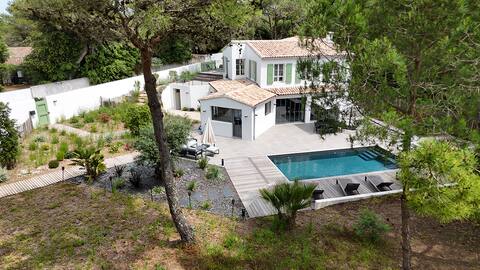 Large beachfront villa with heated pool