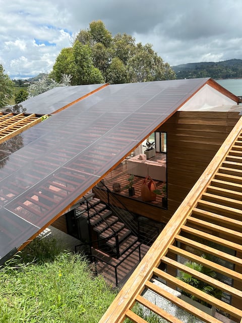 Private luxury Retreat Guatape,lake access