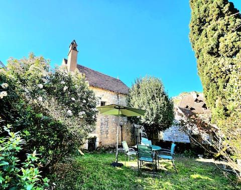 Gîte des Lauriers in the center of Saint Cirq Lapopie