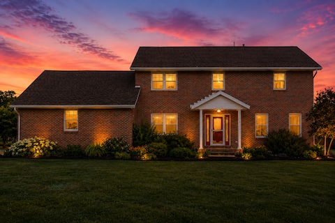 Near Dave Chappelle Summer Camp•Hot Tub•Sleeps 14