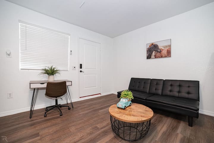 Full Studio In A Ranch - Yuma, AZ