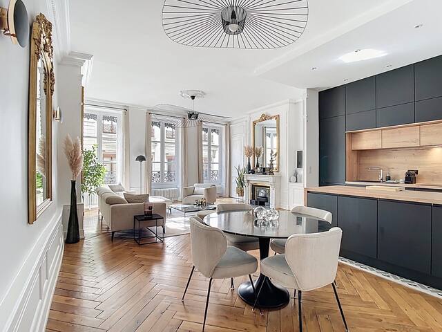 Oh Palais Grillet gallery image 2