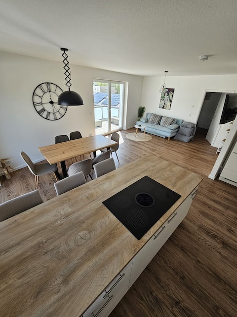 Exclusive COZY 3-room penthouse *Near Europa Park*