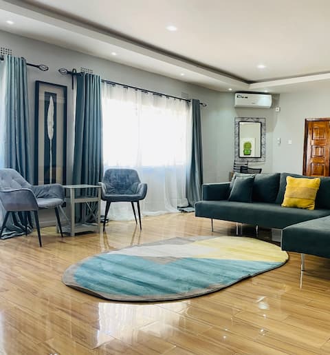 Spacious & Quiet 2 Bed - An Oasis of Serenity