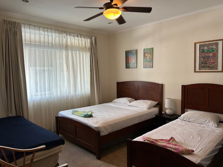 غرفة النوم 2