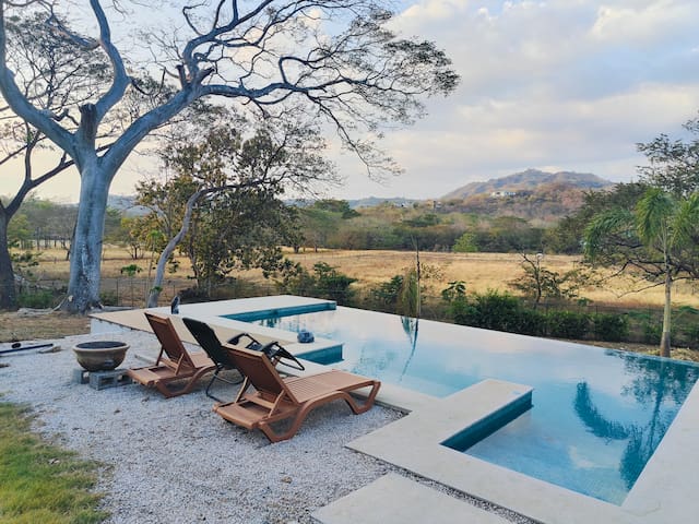 Potrero Hills CR - Guanacaste