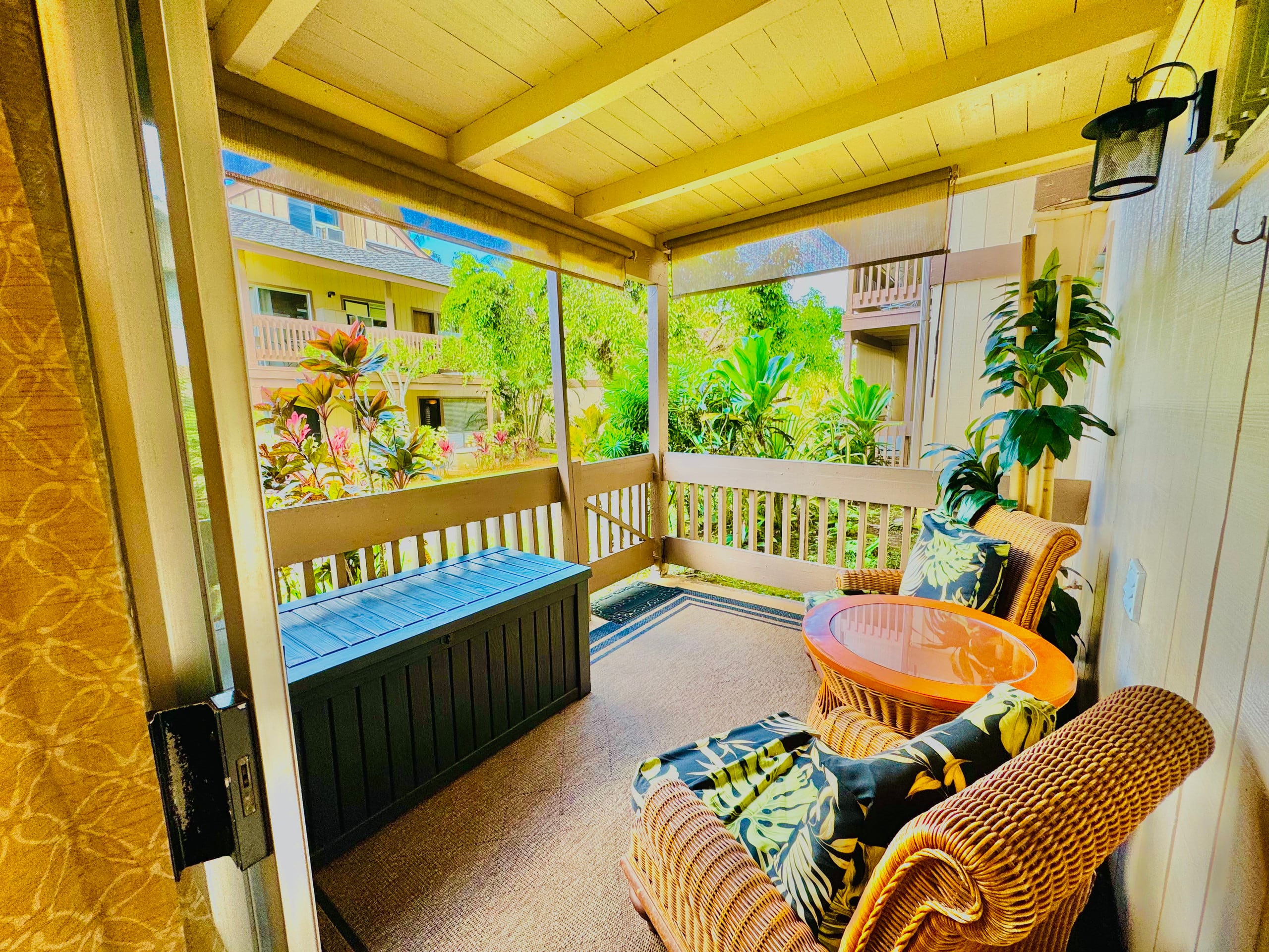 Tropical Paradise Studio unit with A/C & Washer/dr - Photo 10
