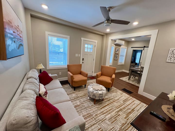 The Cozy Corner - Apartments for Rent in Medina, New York, United