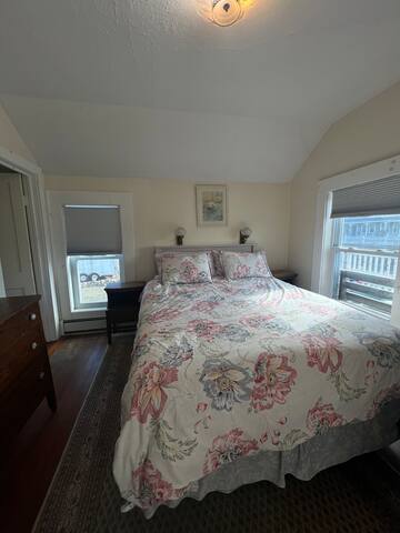 The Tides Upper Apt. gallery image 5