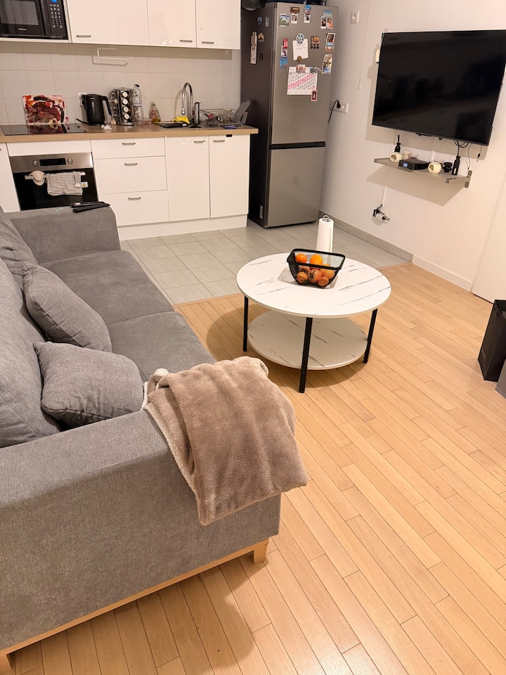 Appartement Rénové Avec Jardin, Confortable Pour 2 - Romainville
